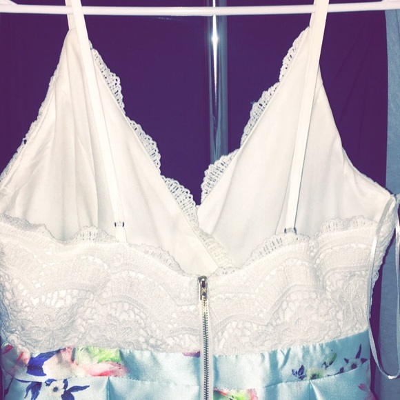 NWOT Cute Dress - Picture 4 of 5